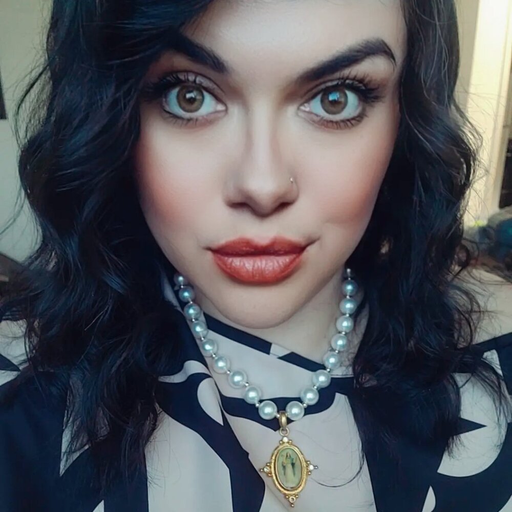 Meet your Posher, Miriam